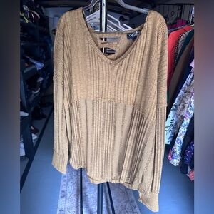 Gigio womans top size medium